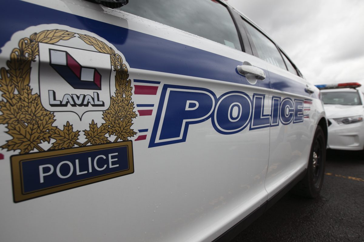 Une voiture du Service de police de Laval