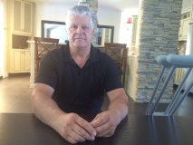 François Marien à son domicile de Terrebonne quelques jours après son opération.