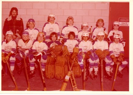 Les champions de la division Mosquito A de la saison 1973-1974.