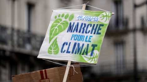 Une pancarte lors de la manifestation pour le climat du 15 mars