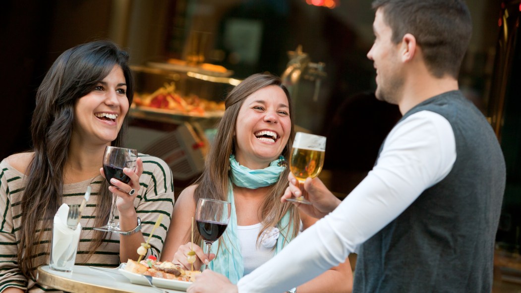 Des bars et des cafés dans Chabanel