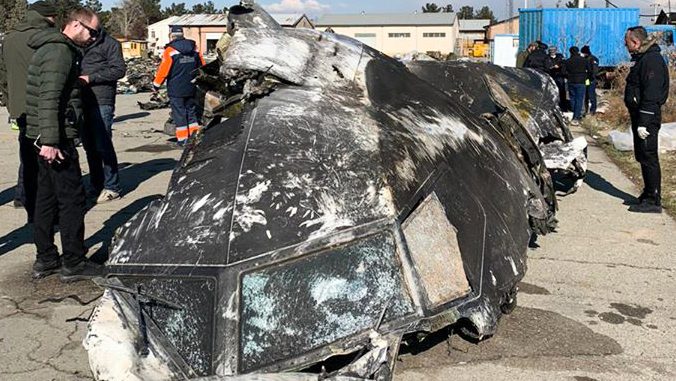 deux missiles avion iran