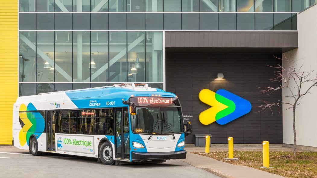 Un exemple d'un autobus New Flyer commandé par la STM. Ces bus seraient moins accessibles que les modèles actuellement utilisés par la STM.