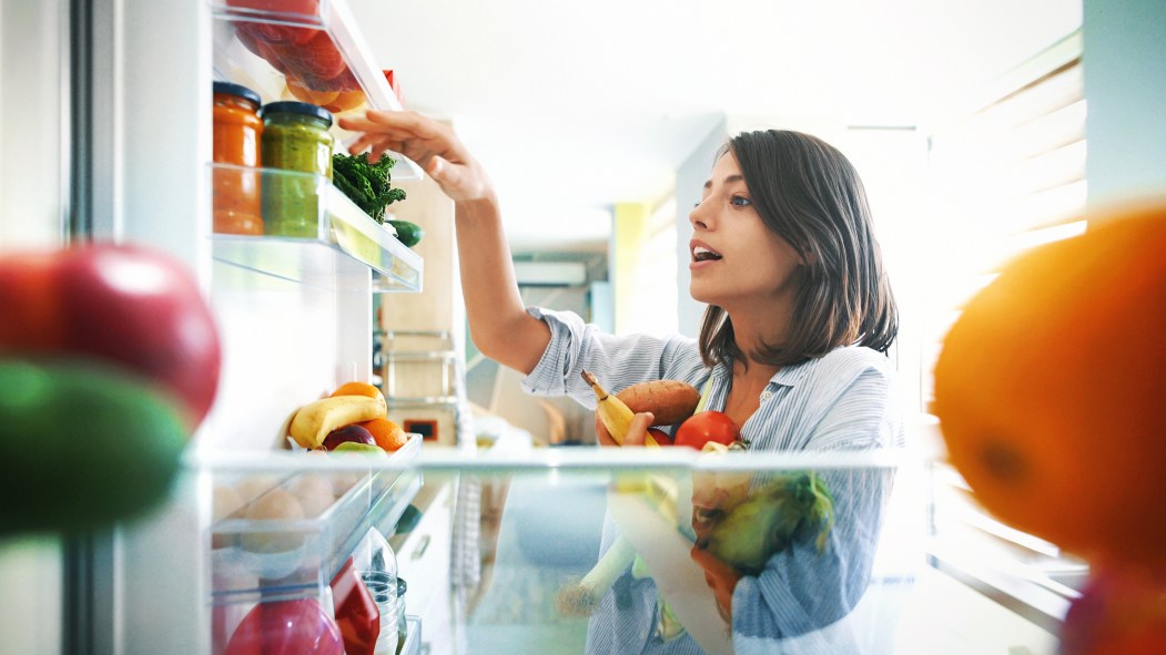 Le confinement apporte avec lui son lot d’émotions pouvant déséquilibrer l'alimentation, des conseils pour mieux manger de la part de deux nutritionnistes.