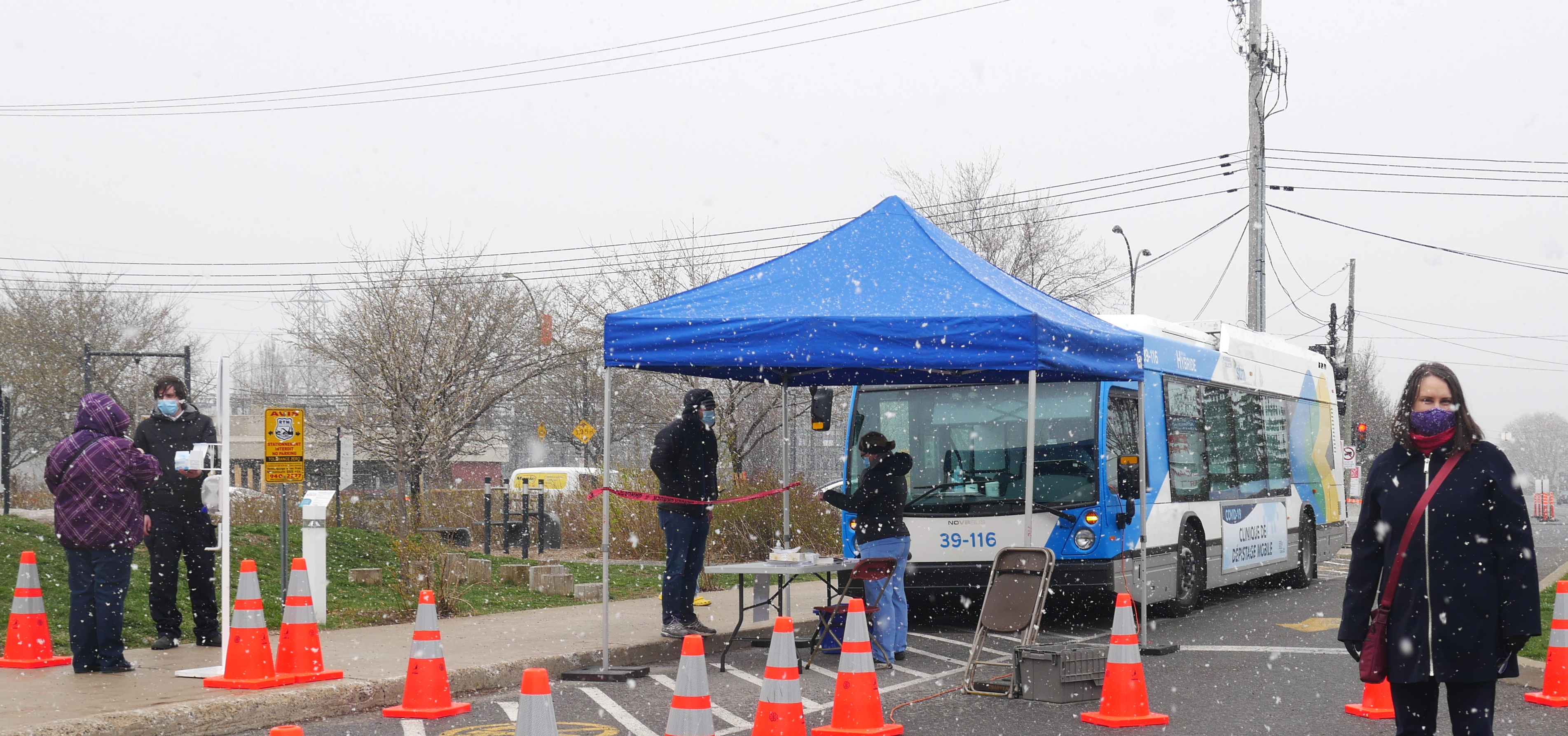 Clinique mobile dépistage COVID-19