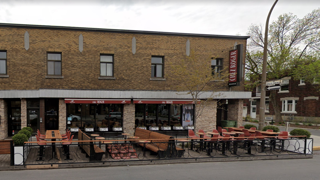 Le Bar Chez Roger situé