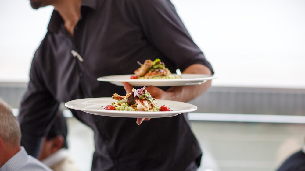 Risque de faillites dans les restaurants avec les nouvelles règles mises en place par le gouvernement.