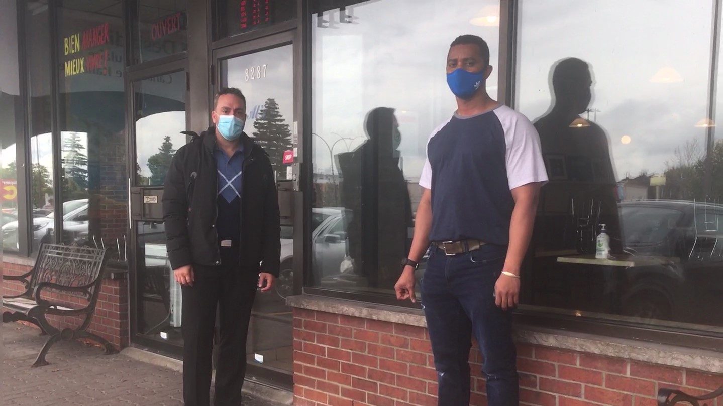 Andrew Moubarak et Désiré Steward invitent les autres commerçants du quartier à se joindre à leur association.