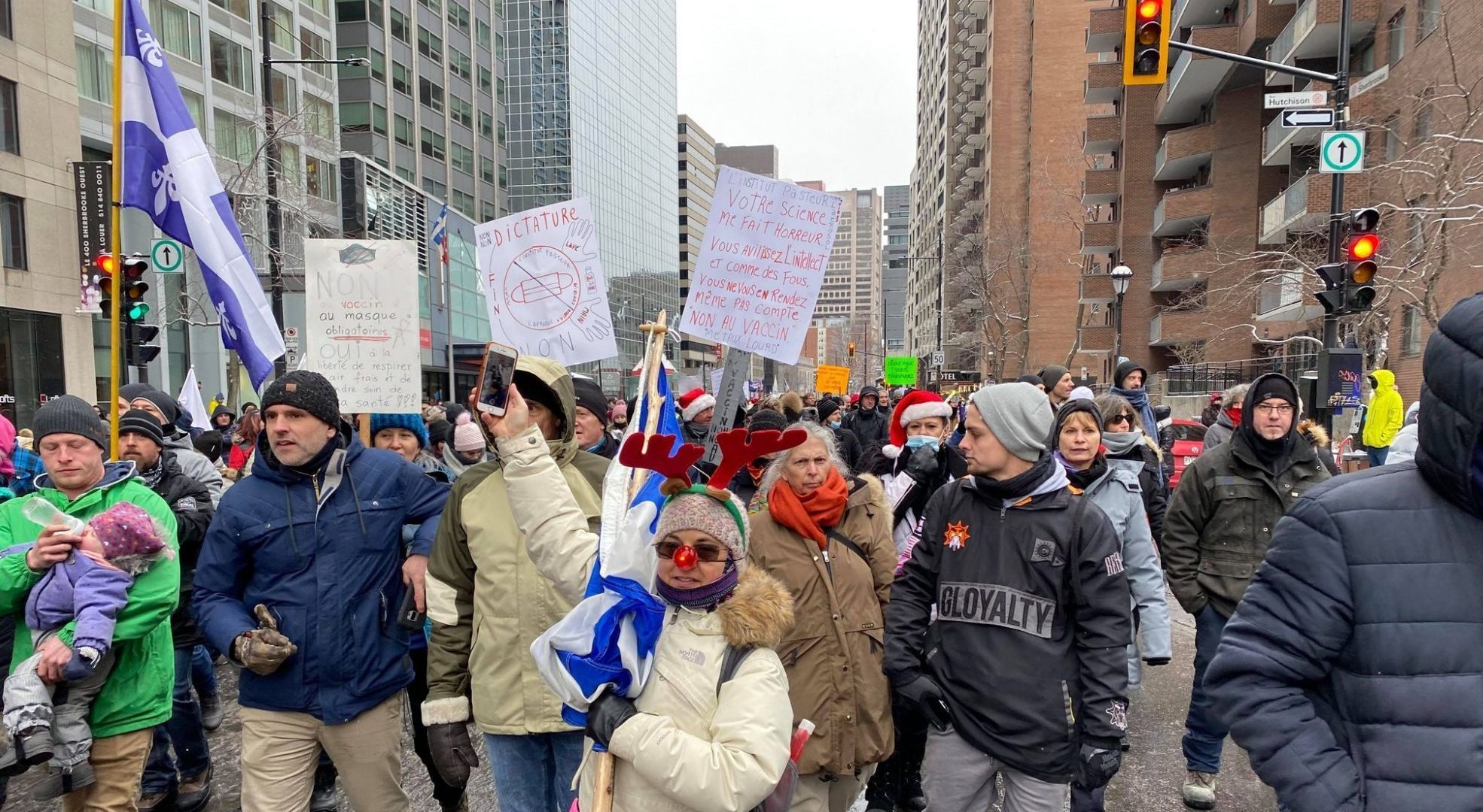 Manifestation de complotistes