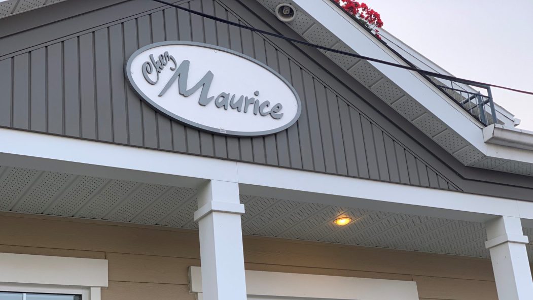 Le bar Chez Maurice appartient à la famille Chartrand depuis 1939.