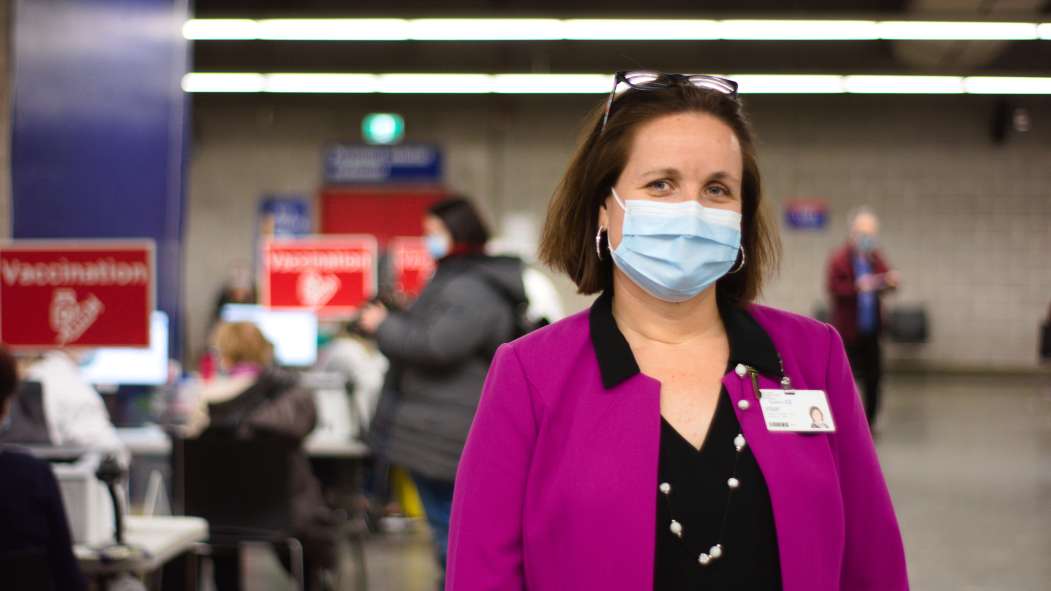 La responsable de la vaccination au stade Olympique.