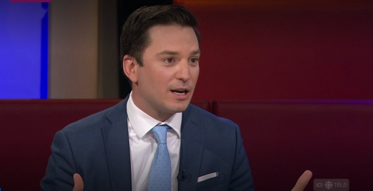 Renverser le déclin du Français, le défi de Simon Jolin-Barrette.