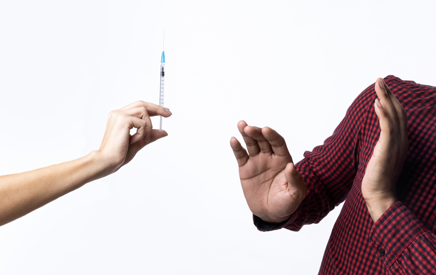 Jeune contre le vaccin Covid-19