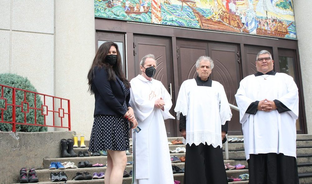 don chaussures enfants autochtones