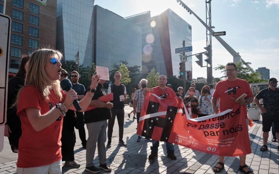 Manifestation de professionnels en hôtellerie à Montréal
