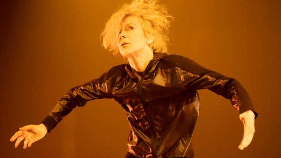 Louise Lecavalier dans le spectacle de danse «Stations»