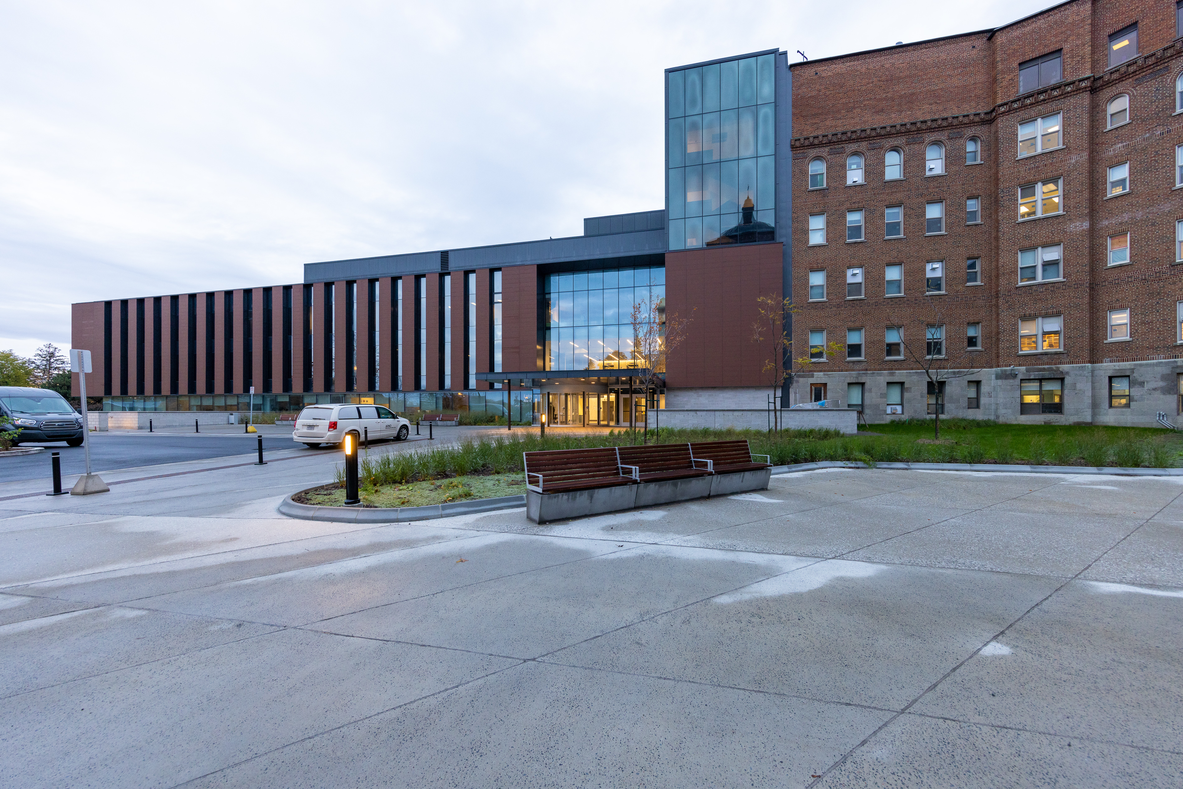 Le nouveau Centre intégré de traumatologie (CIT) de l'extérieur