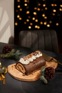 La bûche de Noël signée Crémy dans le menu Classe de maîtres de Cook it