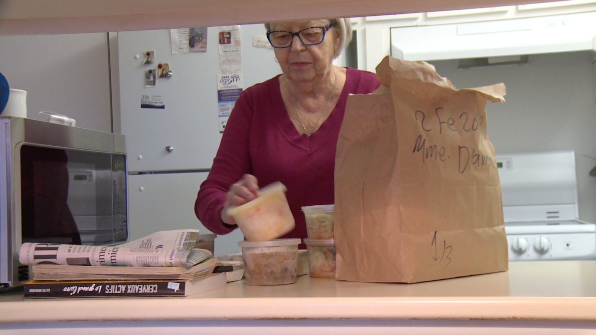 Colette Martin D'Amour est un cliente régulière de la cantine à domicile