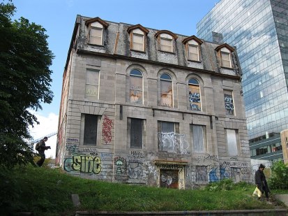 Le derrière de la maison Louis-Hippolyte-La Fontaine, avant la restauration qui aura duré six ans.