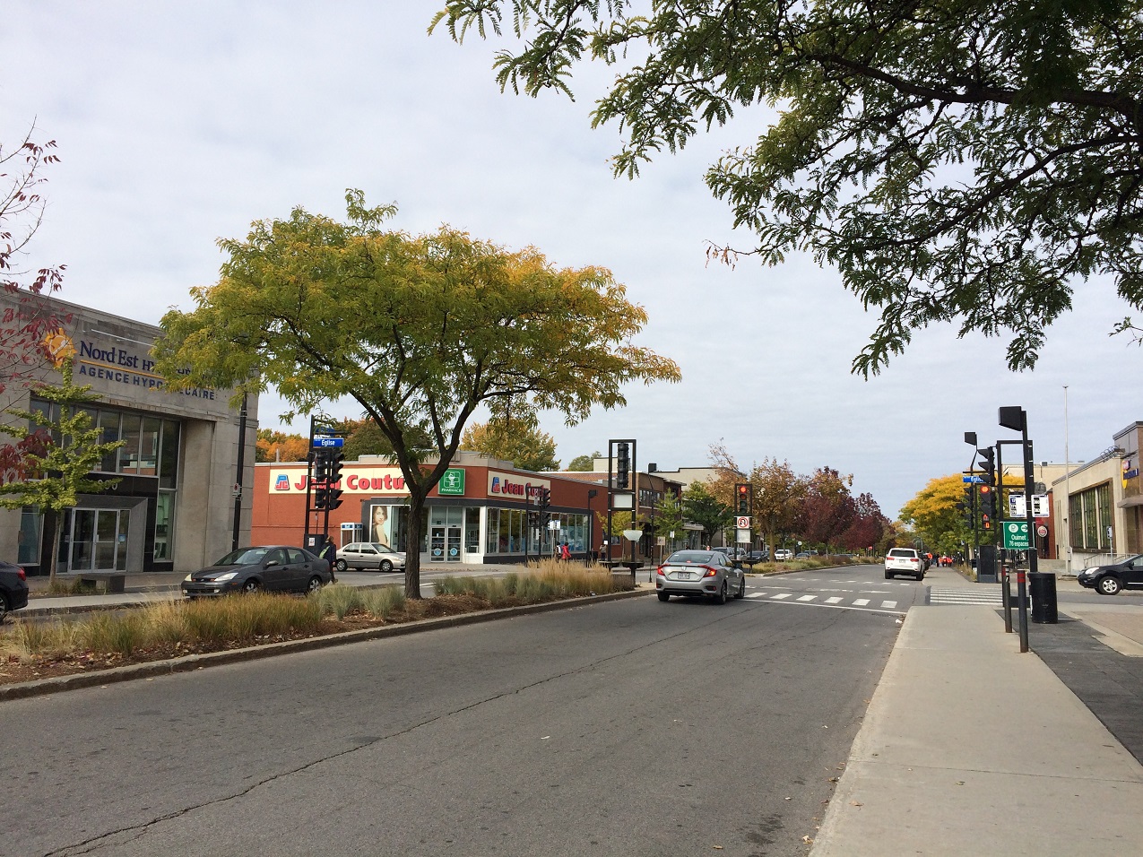 Le boulevard Décarie à Saint-Laurent