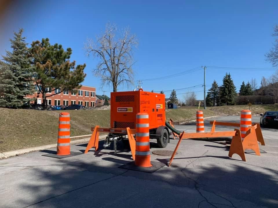 Une des pompes louée par l'Arrondissement de Pierrefonds-Roxboro