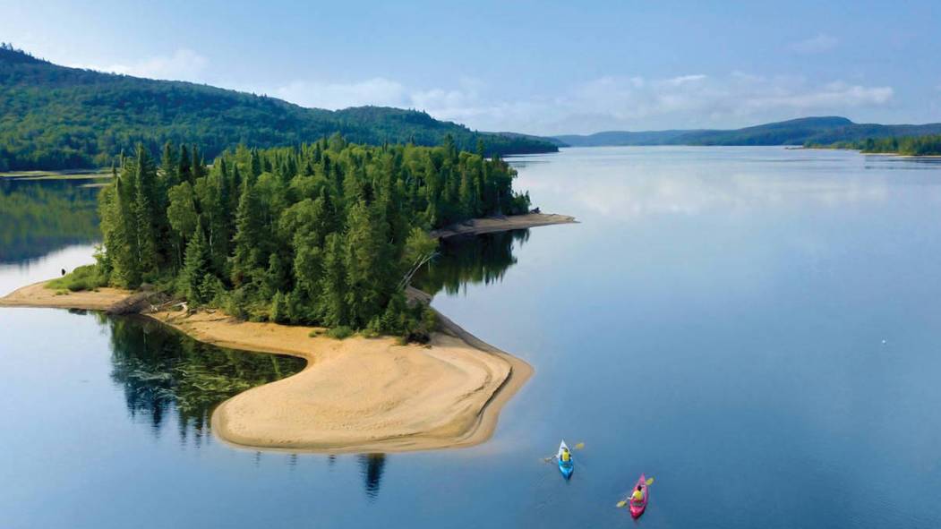 Vous pouvez dormir sur une île déserte au Parc régional Kiamika