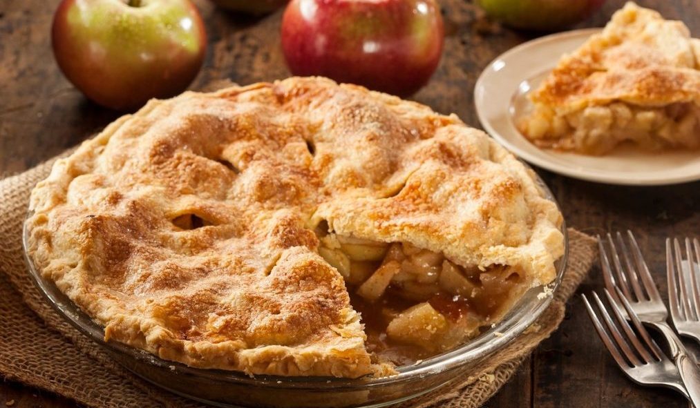 Le trophée du Rouleau d’Or sera décernée au vainqueur du concours de la meilleur tarte aux pommes à Ahuntsic, le 15 mai, à 14h.