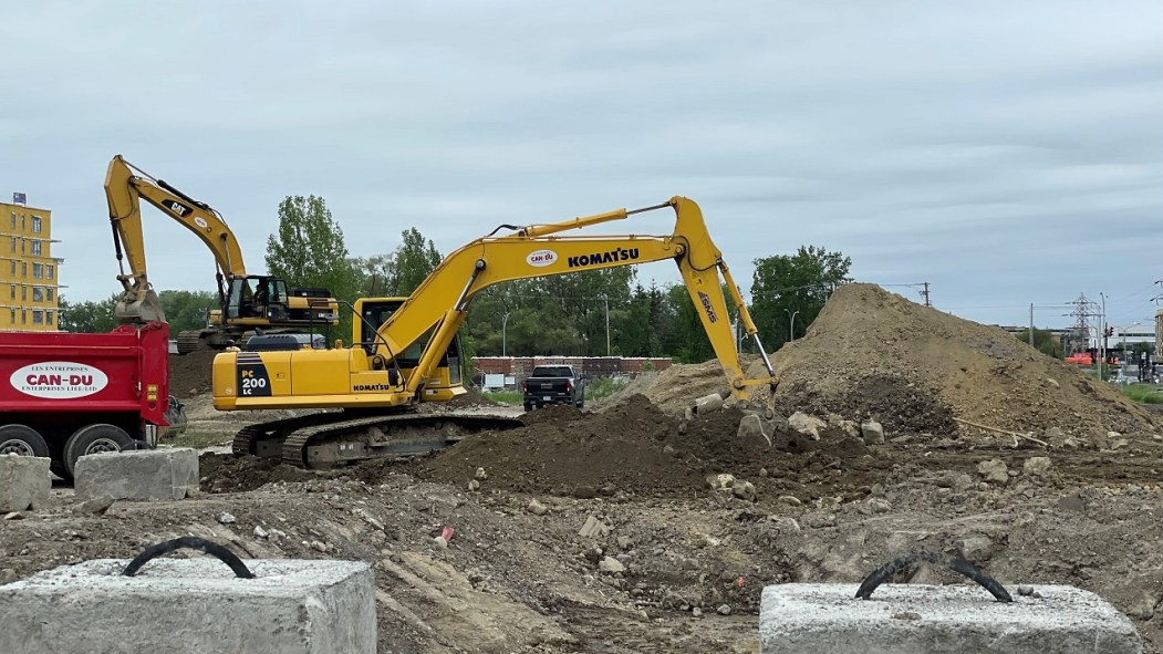 Les travaux ont débuté pour ce projet de logements sociaux et abordables sur le boulevard Marcel-Laurin.