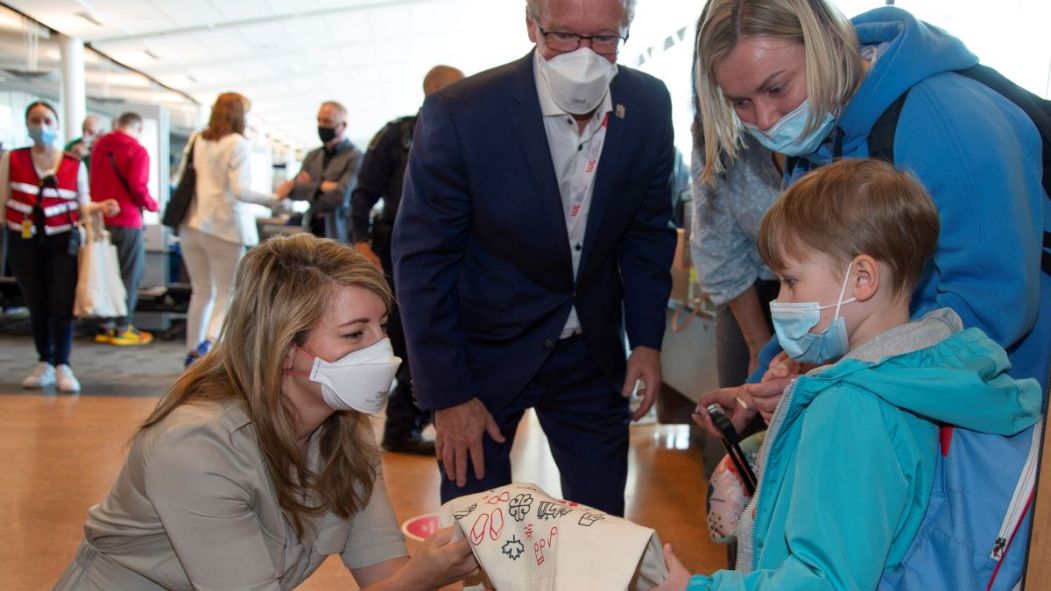 Mélanie Joly, ministre des Affaires étrangères, et Jean Boulet, ministre de l'Immigration