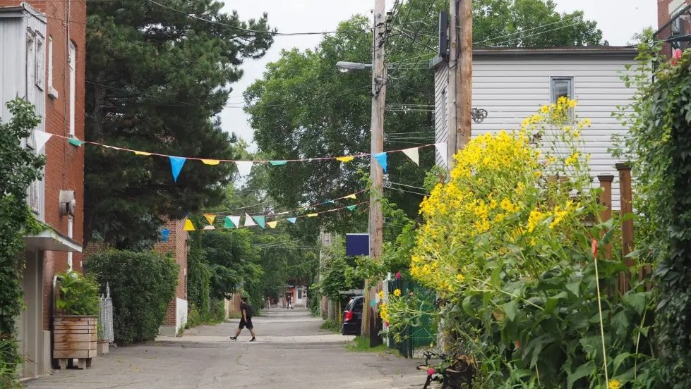 Les ruelles vertes seront maintenues propres par les brigades présentes dans l’arrondissement cet été.