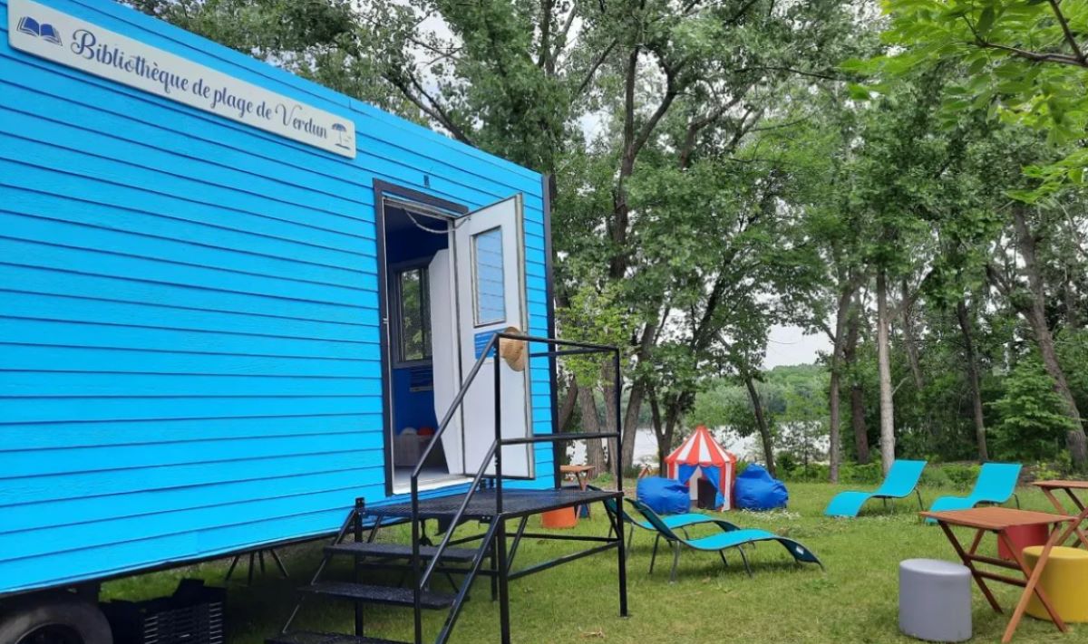 Bibliothèque de plage à Verdun