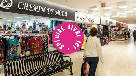 Centre commercial Forest, à Montréal-Nord