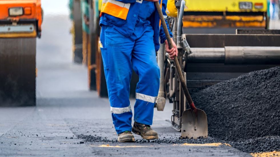 Travaux routiers et réfections.