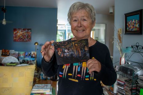 Martha Markowsky dessine depuis un très jeune âge, mais elle n’était pas destinée à devenir peintre professionnelle.