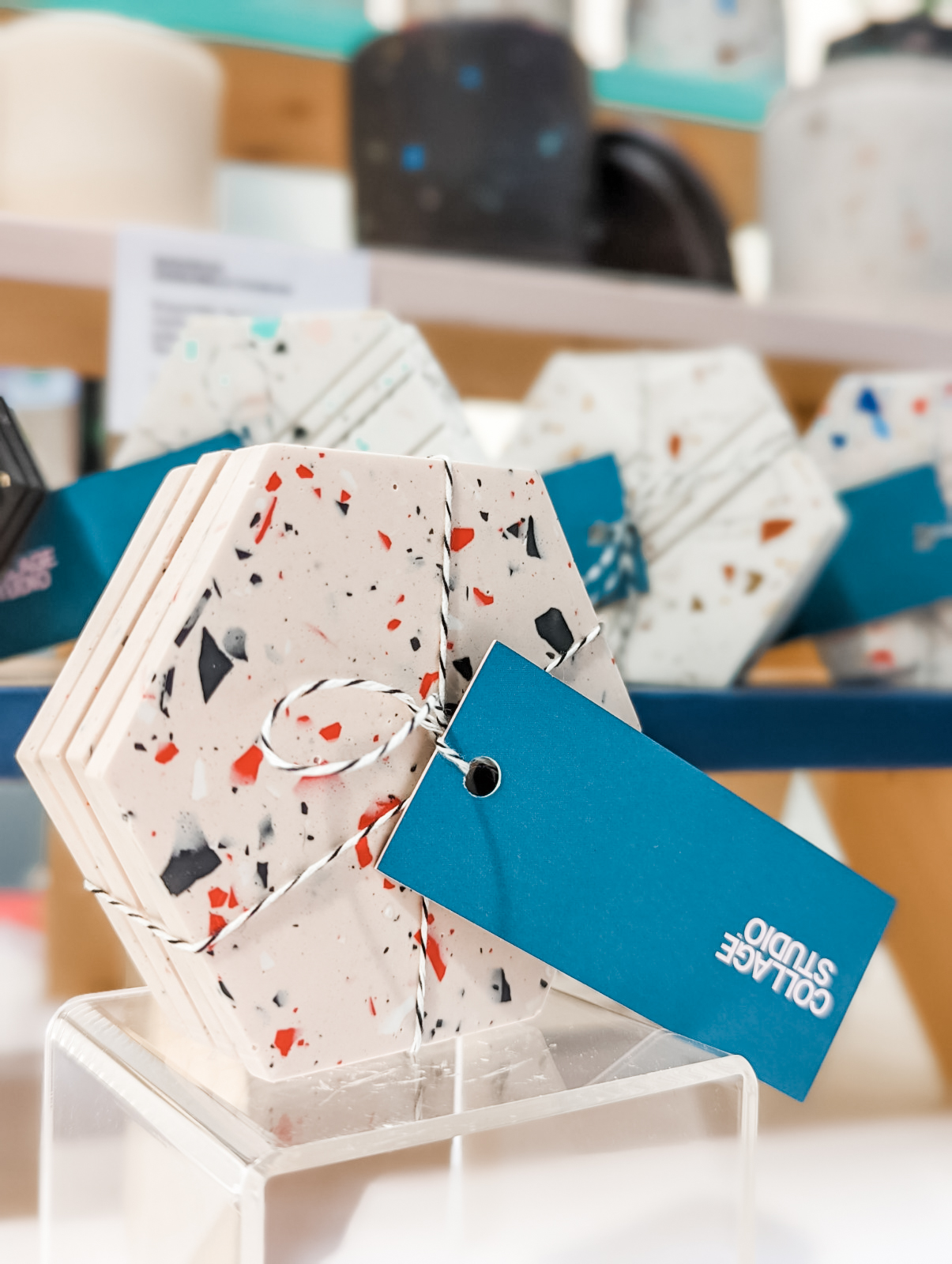 Le marché d’automne du Collectif Créatif Montréal est un rendez-vous incontournable pour les adeptes de design et d’achat local. Photo : Mel Serangelo