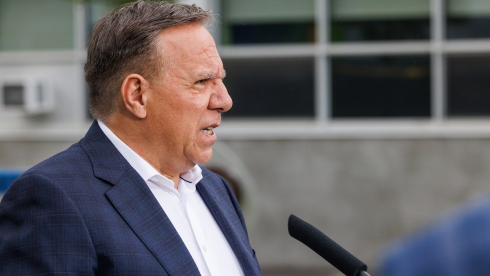 François Legault en campagne électorale.