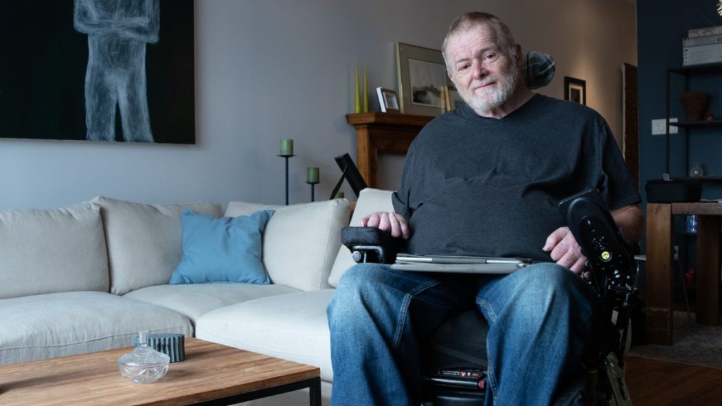 Jacques Comeau, 66 ans, dans son domicile à Lachine.