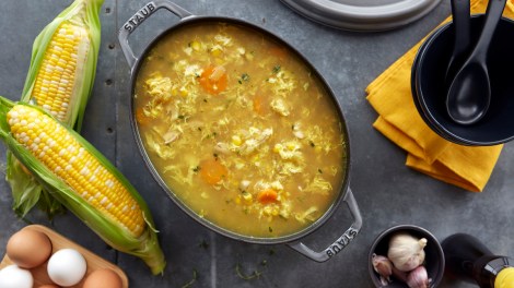 Recette Consommé oriental avec maïs et poulet par Minh Phat Tu