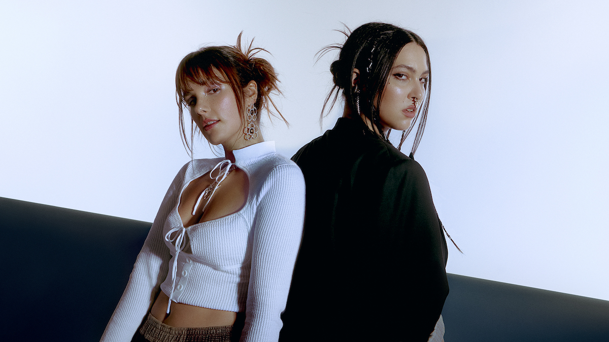 Le duo Milk & Bone fera paraître vendredi son troisième album long, « Chrysalism ».