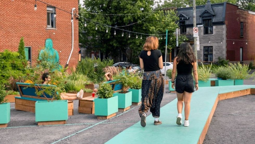 La place des Fleurs-de-Macadam.