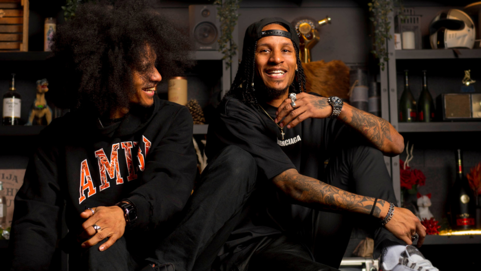 Larry et Laurent Bourgeois, alias les Twins, amorceront sous peu une tournée nord-américaine dans les écoles afin de sensibiliser les enfants et les adolescents aux bienfaits de la danse sur leur santé mentale.