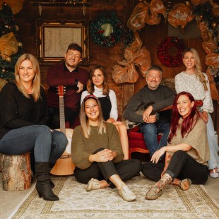 La chorale d’« En direct de l’univers ». Photo : Productions Pamplemousse