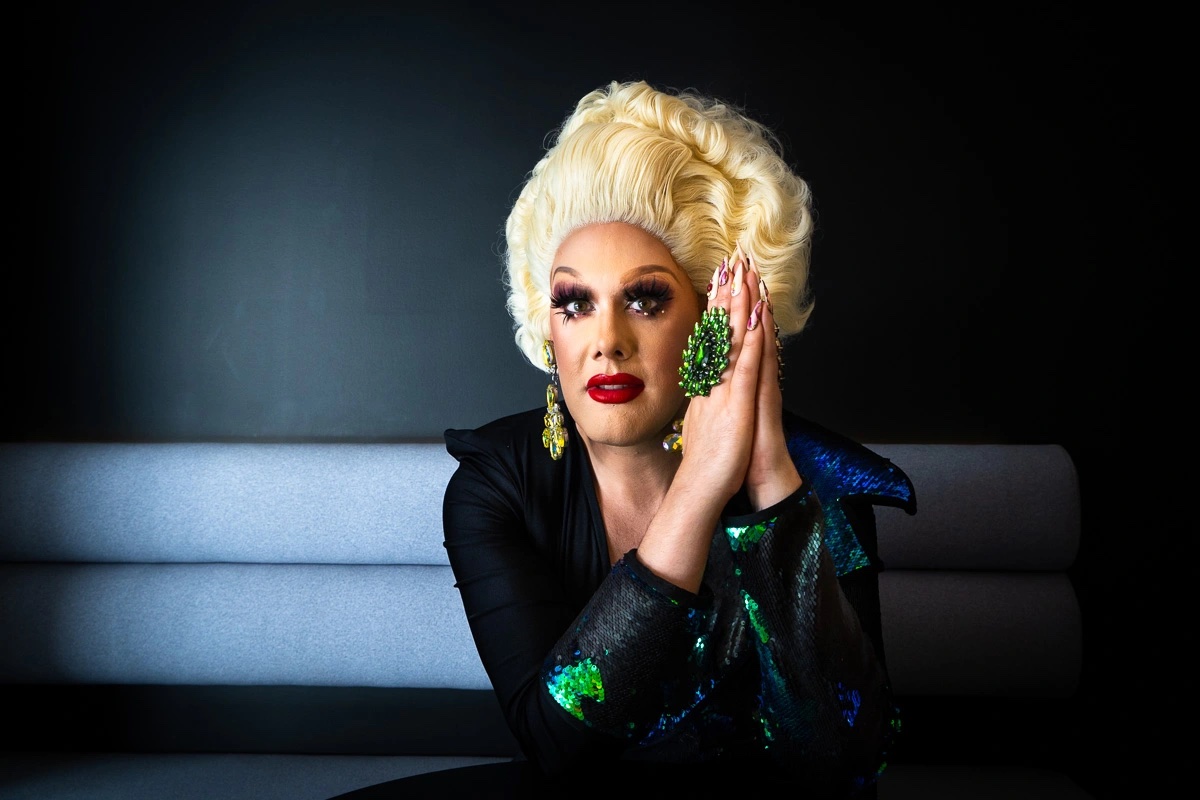 La Montréalaise Rita Baga est toujours de la course de « Canada’s Drag Race : Canada vs the World », dont la finale sera diffusée en direct à L’Olympia le 23 décembre.