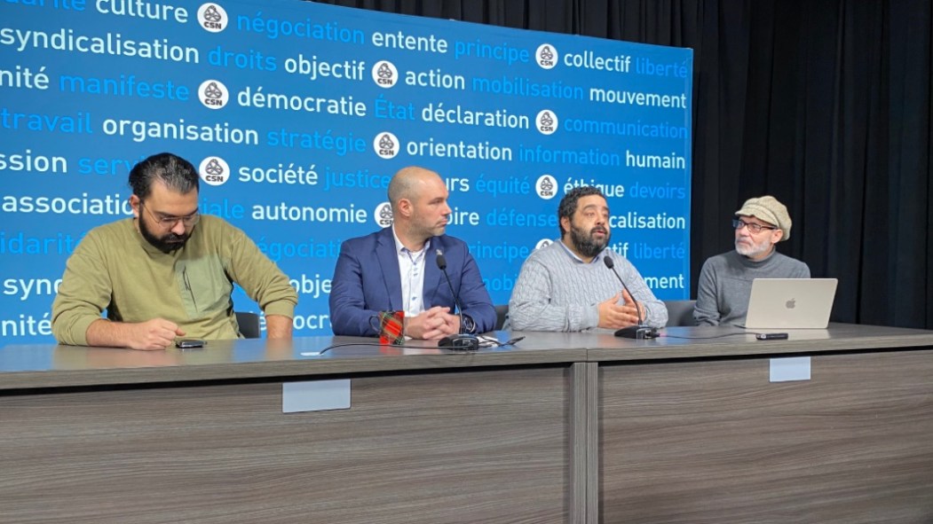 [De gauche à droite] Shervin Rahmanian, ancien employé d'Amazon, David Bergeron-Cy, vice président de la CSN; Mostafa Henaway, organisateur communautaire au CTI et Ibrahim Alsaharg, ancien employé d'Amazon.