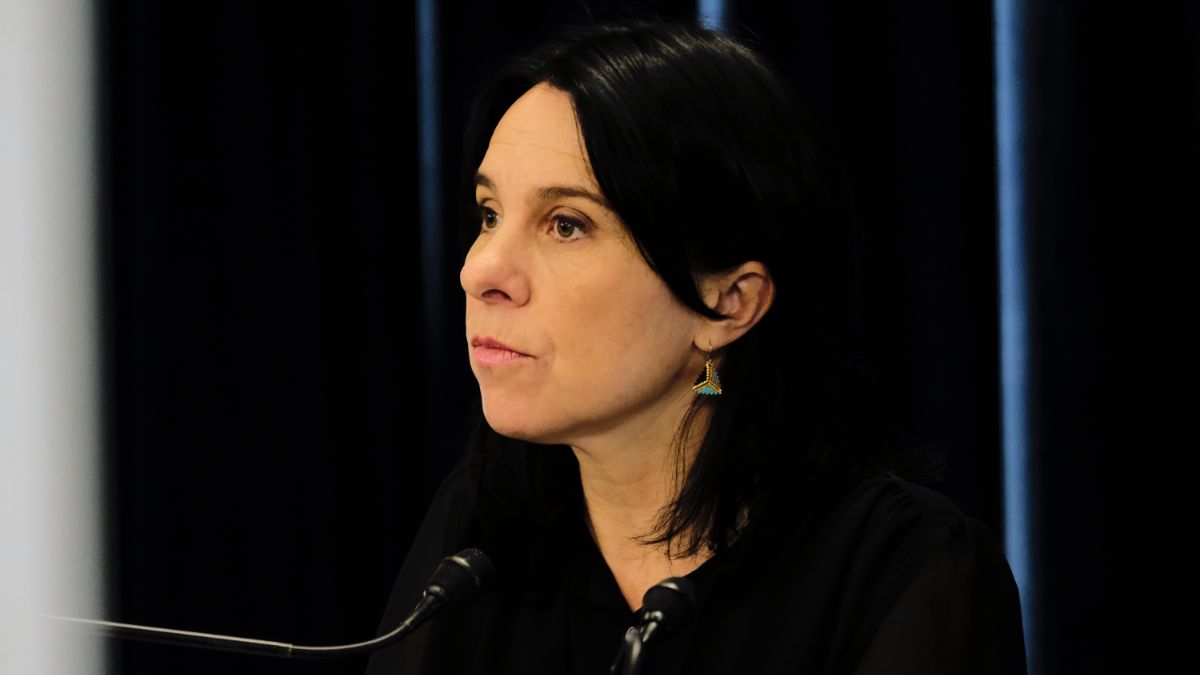 Valérie Plante lors d'un point de presse à l'Hôtel de ville le 29 mars 2023.