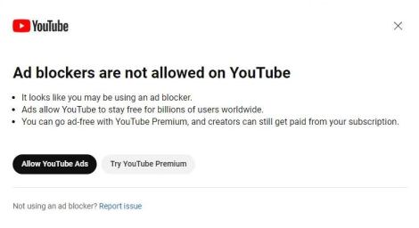 Des utilisateurs sembleraient avoir déjà reçu un message leur interdisant l'accès à la plateforme en raison d'un bloqueur de publicités.